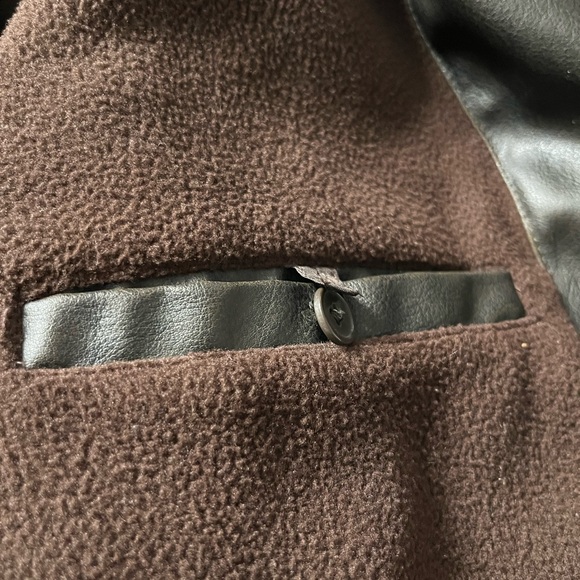 Whispering Smith Men’s Large Brown Button Up Jacket, Pockets Side Pockets, - Picture 7 of 14